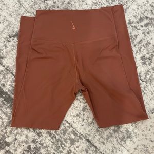 Nike Yoga Luxe high waisted Women's Infinalon 7/8 Tights